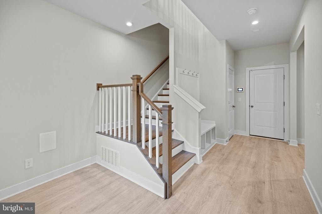 1548 Meadowlark Glen Road - Photo 7