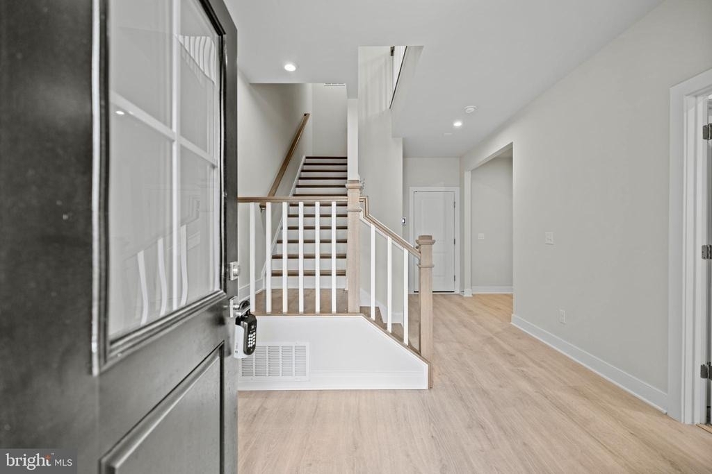 1548 Meadowlark Glen Road - Photo 1