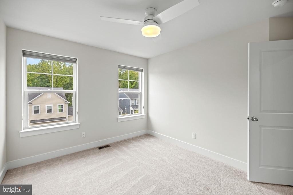 1548 Meadowlark Glen Road - Photo 37