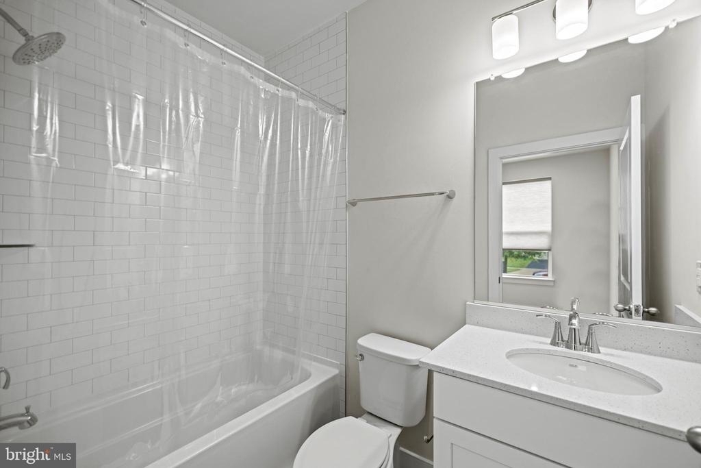 1548 Meadowlark Glen Road - Photo 3