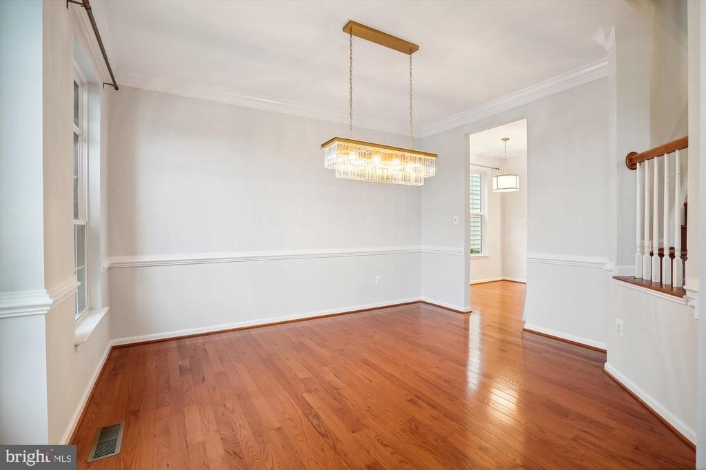 9305 Sumner Lake Boulevard - Photo 5