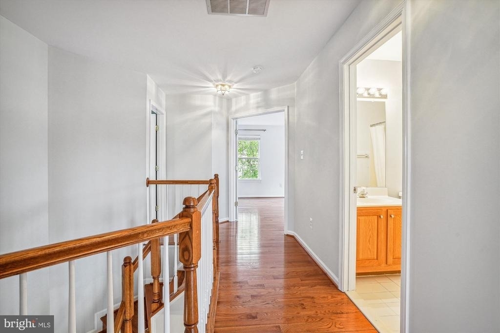 9305 Sumner Lake Boulevard - Photo 31