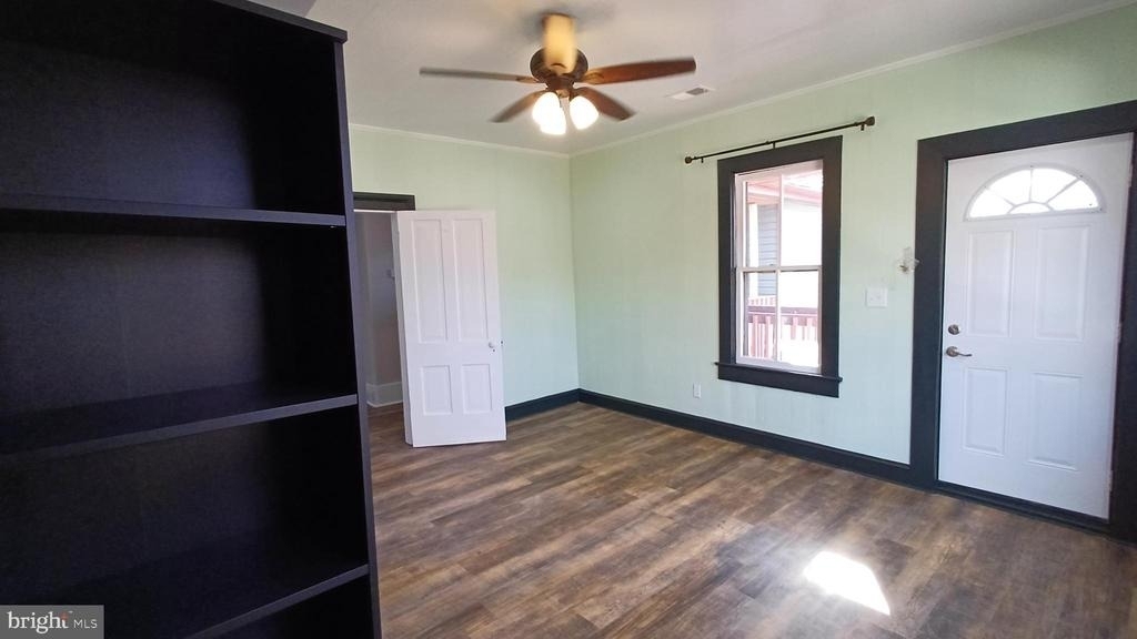 9014 Sudley Road - Photo 18