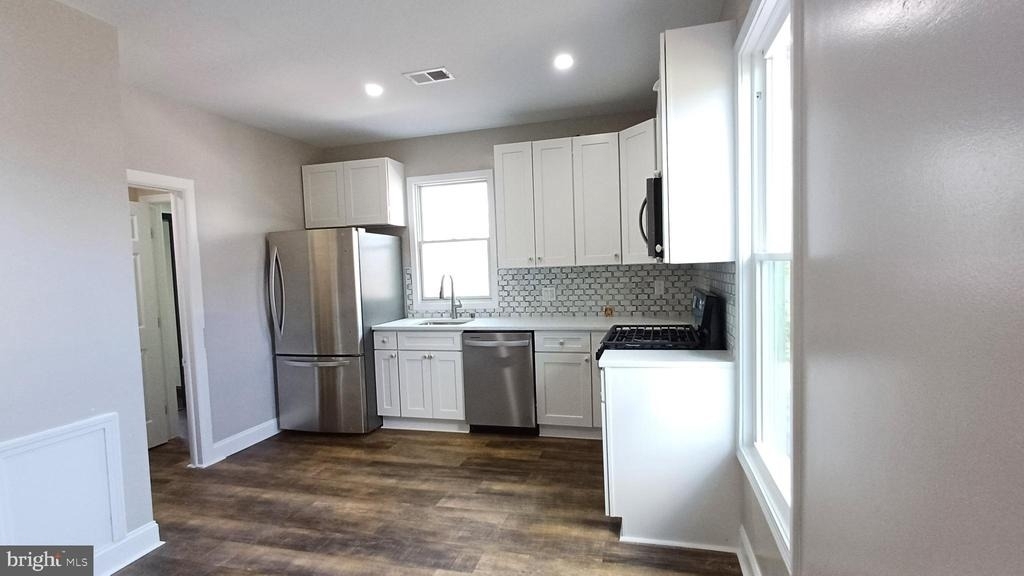 9014 Sudley Road - Photo 11