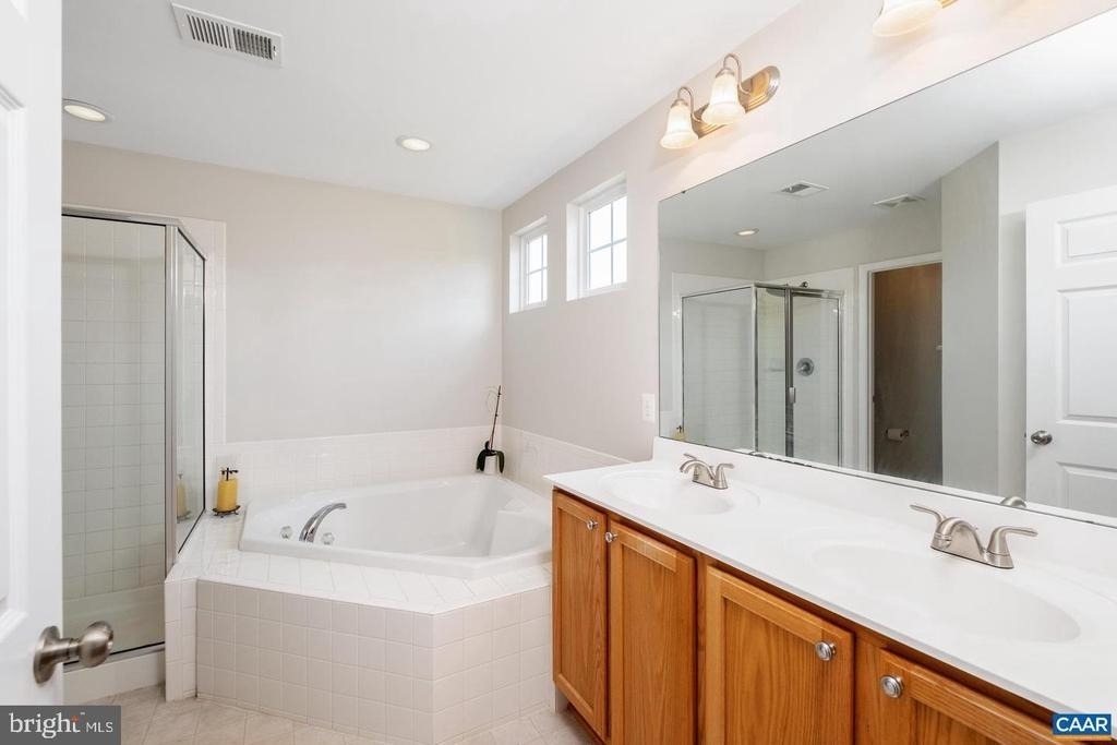 662 Holly Hill Dr - Photo 13
