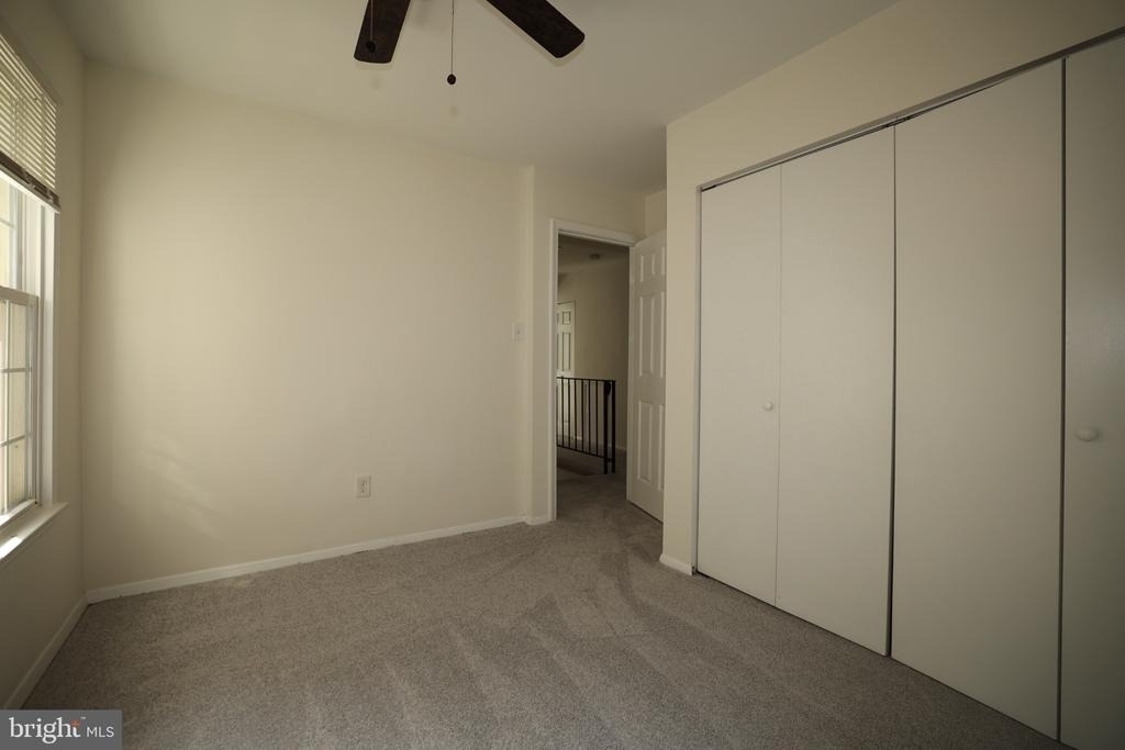 2400 Ansdel Court - Photo 12