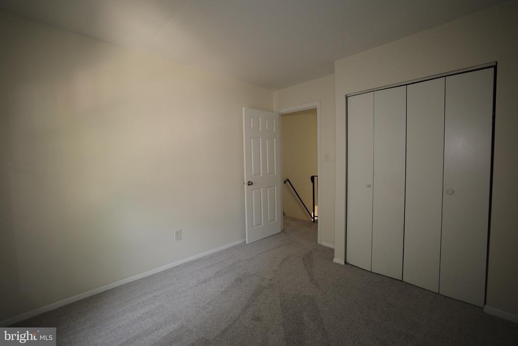 2400 Ansdel Court - Photo 15