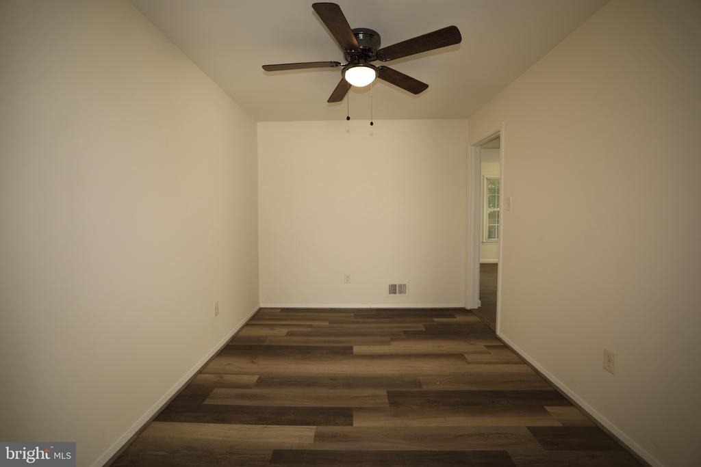 2400 Ansdel Court - Photo 8