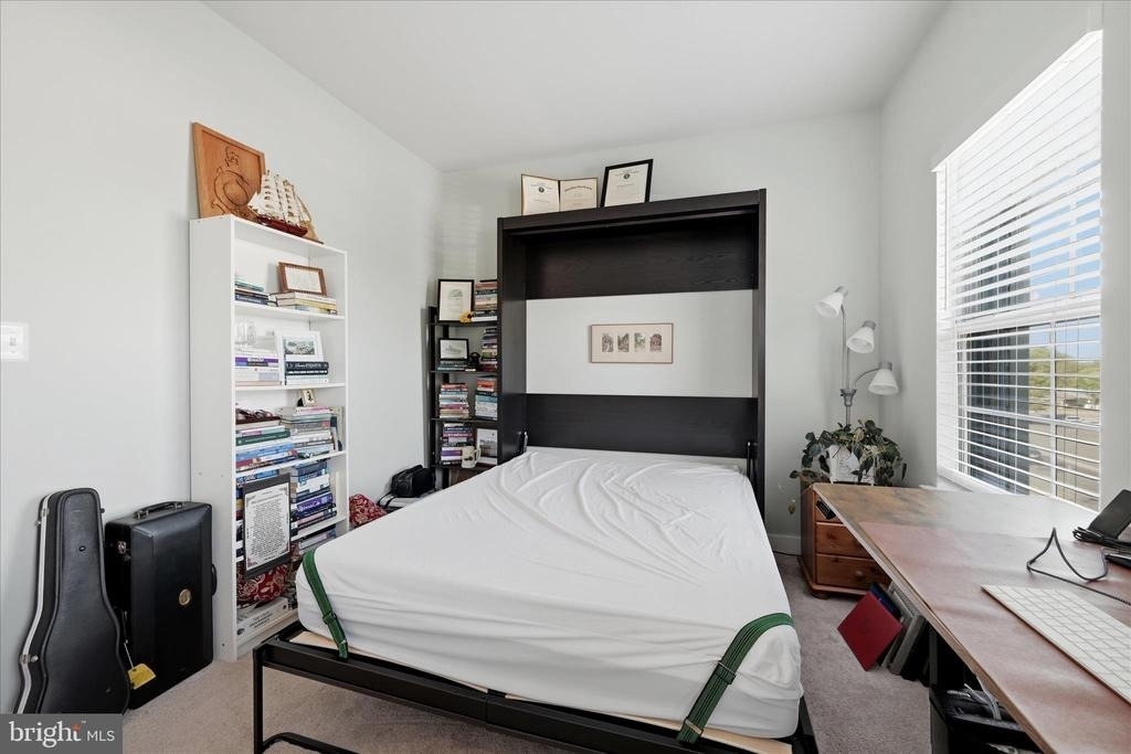 2027 Track Circle - Photo 21