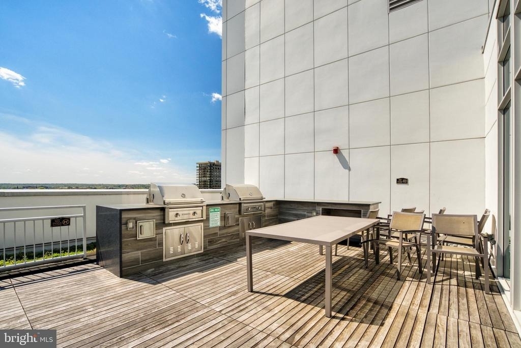 925 N Fairfax Street - Photo 28