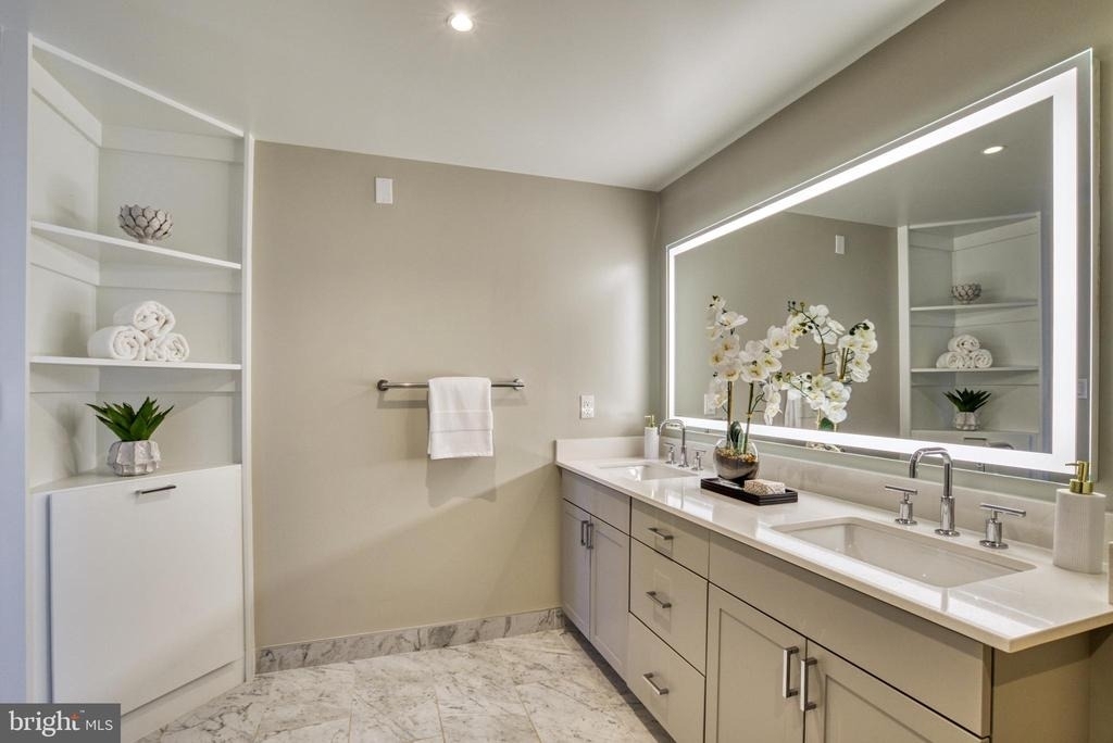 925 N Fairfax Street - Photo 20