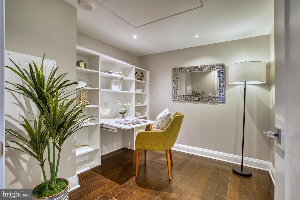 925 N Fairfax Street - Photo 22