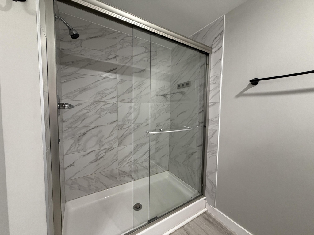138 Fulton Street E - Photo 12
