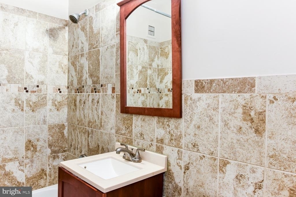 1021 Arlington Boulevard - Photo 11