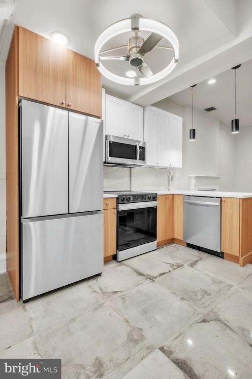 1823 S Broad Street - Photo 2