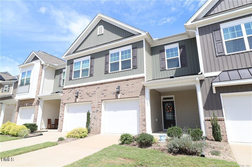 1036 Brightskies Street - Photo 0