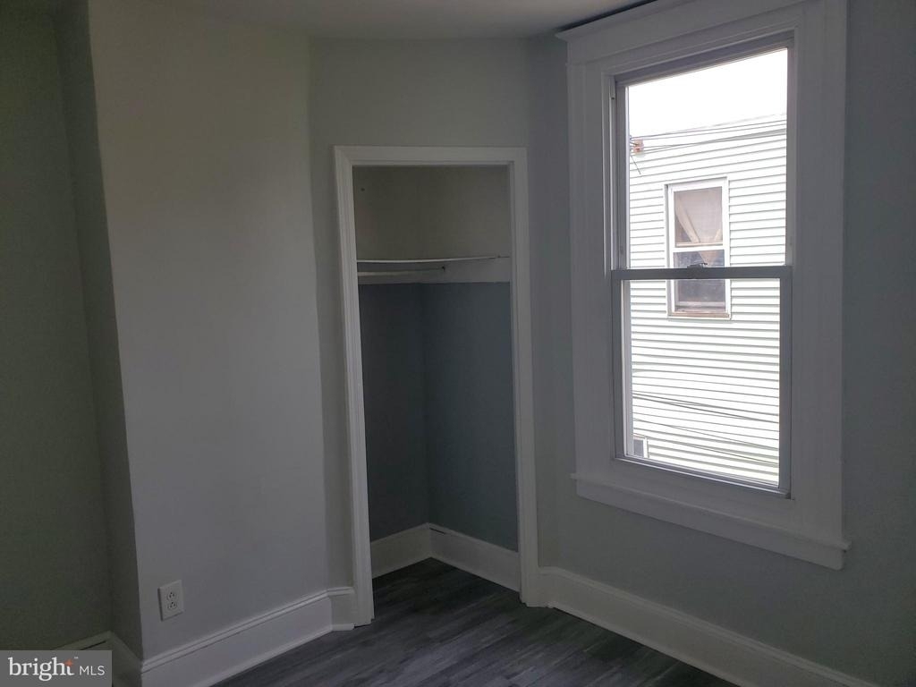3050 Memphis Street - Photo 4