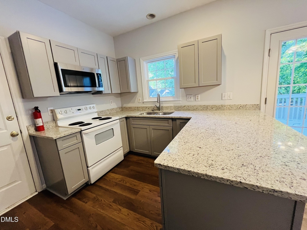 504 Quest Ridge Drive - Photo 5
