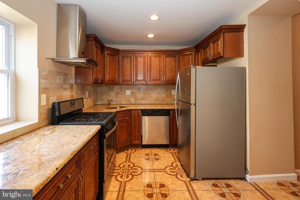 3350 Conrad Street - Photo 4
