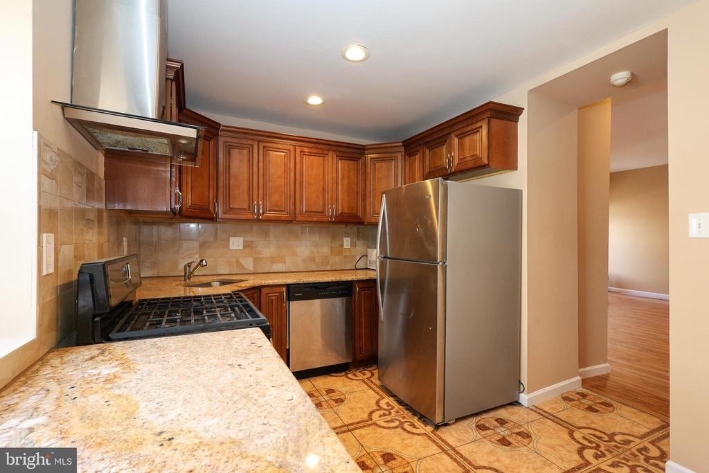 3350 Conrad Street - Photo 5