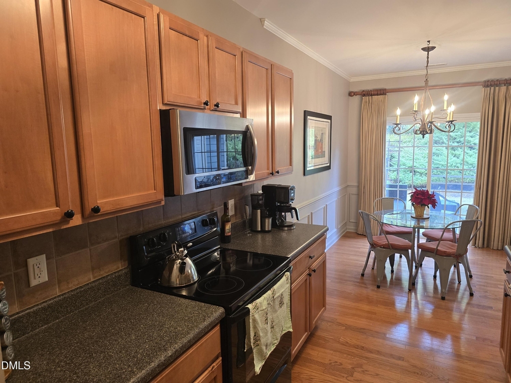 202 Storemont Way - Photo 9