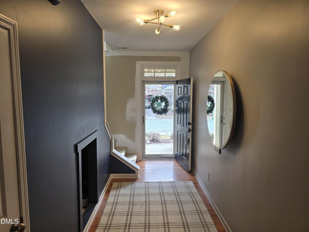 202 Storemont Way - Photo 2