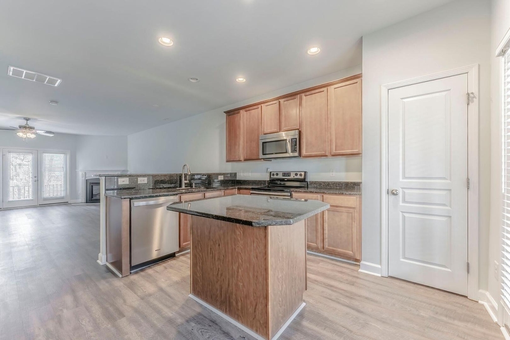 713 Samuel Cary Drive - Photo 16