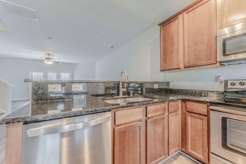 713 Samuel Cary Drive - Photo 18