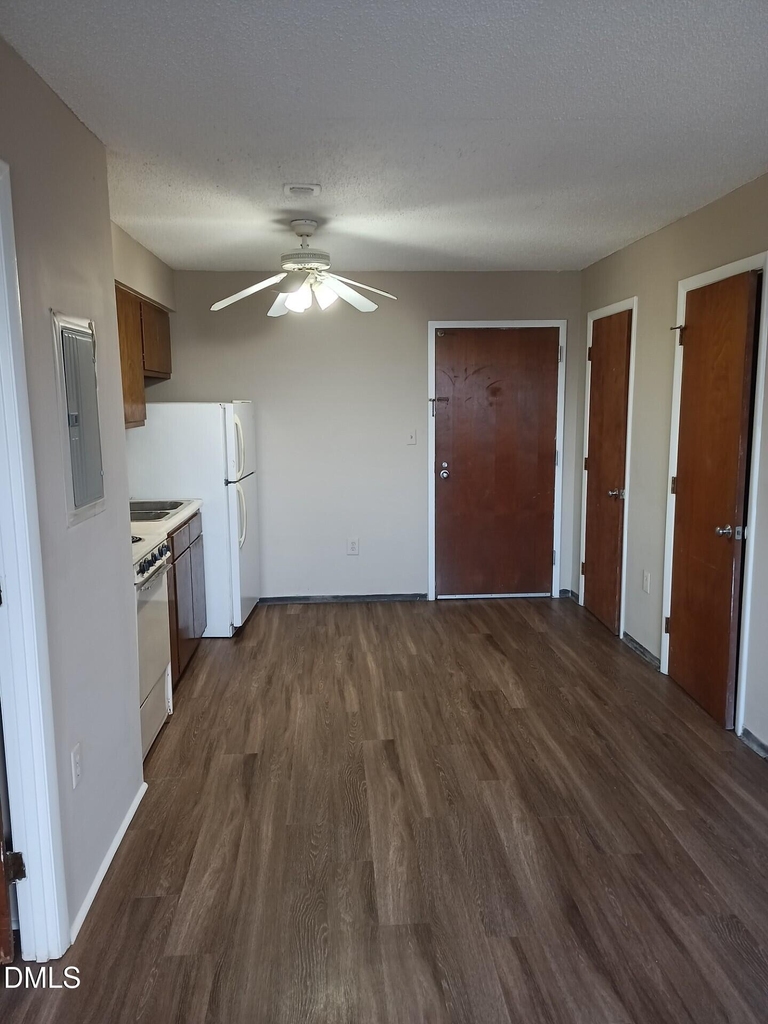 4700 Westgrove Street - Photo 0