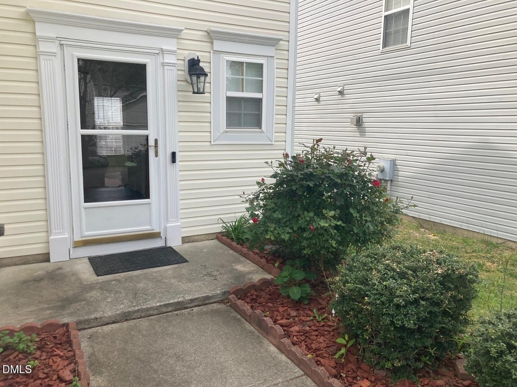 4457 Snowcrest Lane - Photo 7