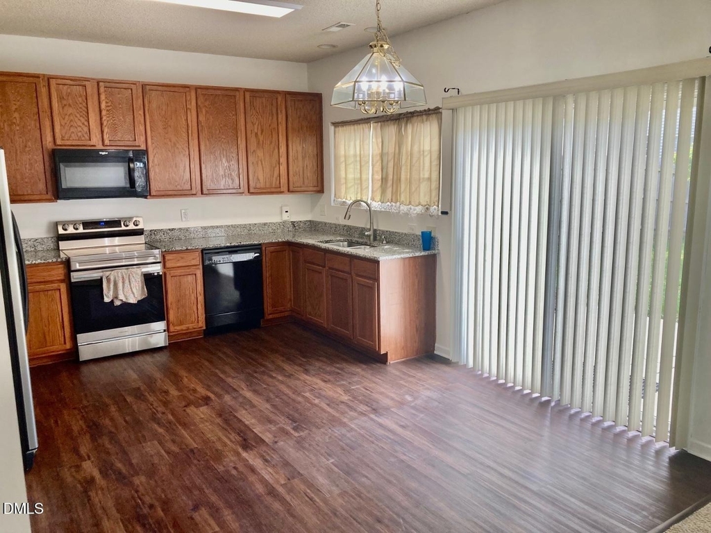 4457 Snowcrest Lane - Photo 4