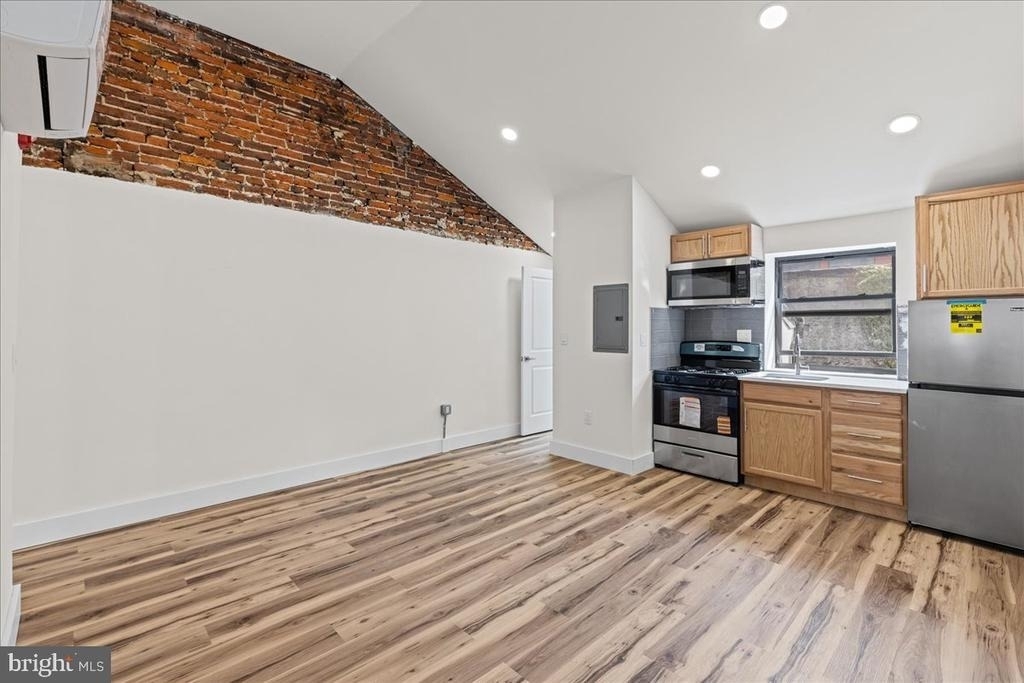 1222 Chancellor Street - Photo 4