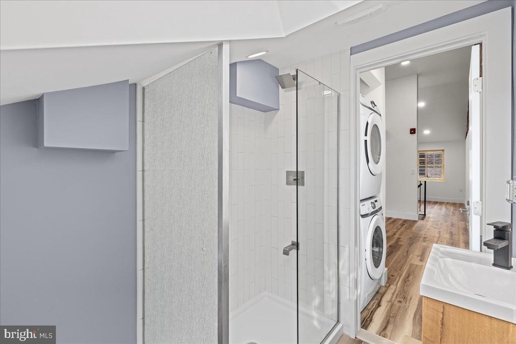 1222 Chancellor Street - Photo 9