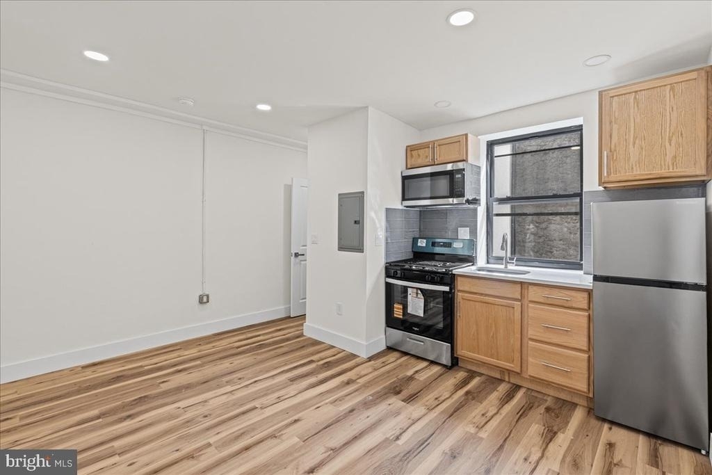 1222 Chancellor Street - Photo 4