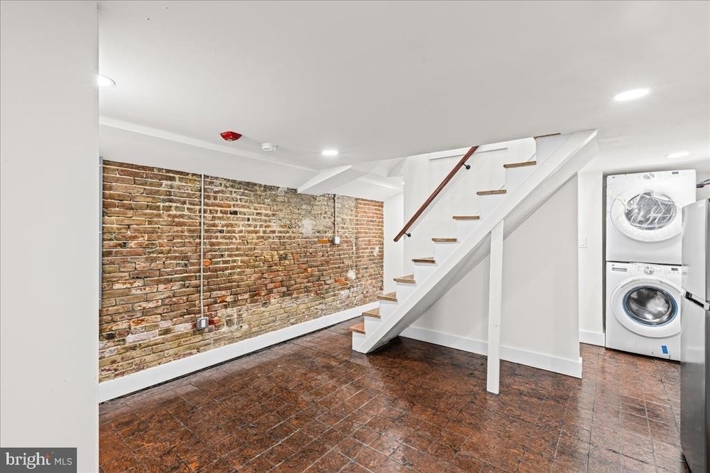1222 Chancellor Street - Photo 8