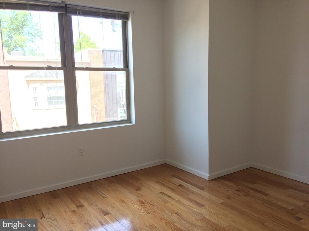1823 N 17th Street - Photo 2