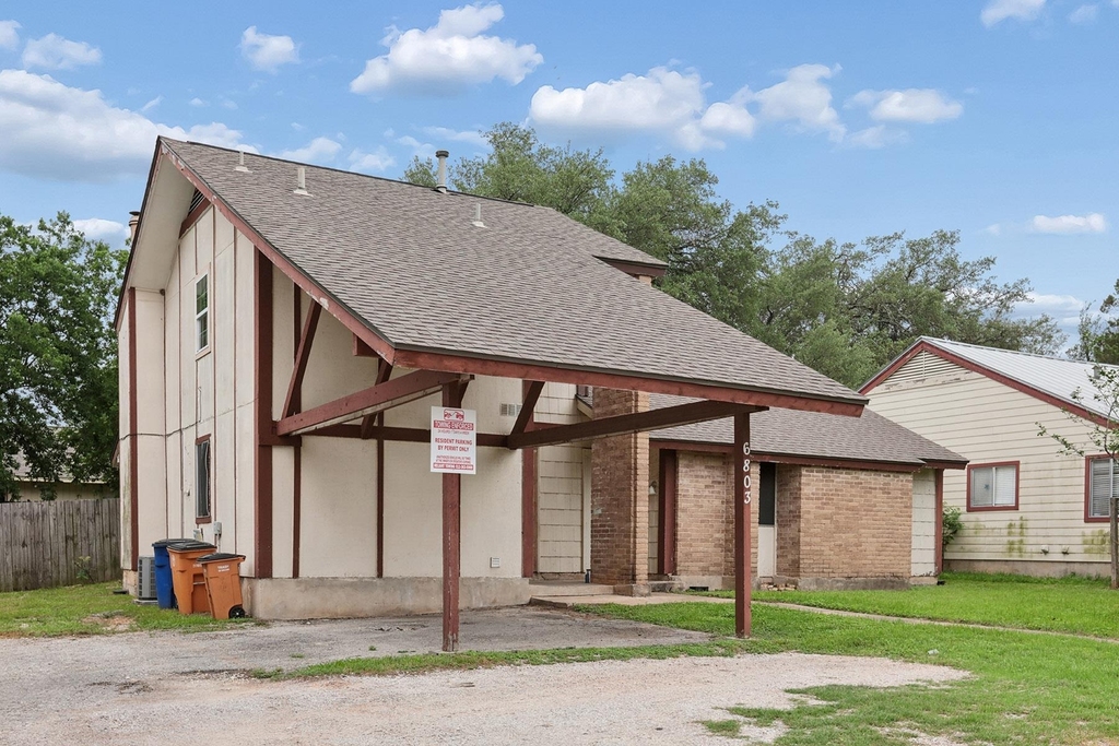 6803 Woodhue Dr - Photo 2