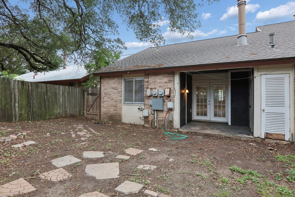 6803 Woodhue Dr - Photo 14