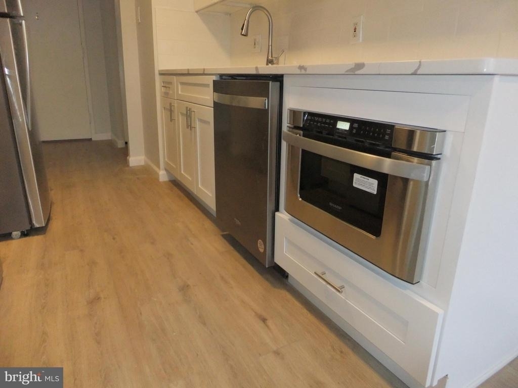 1640 Oakwood Drive - Photo 12