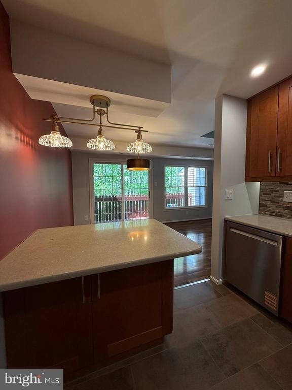 46 Woodbine Court - Photo 9