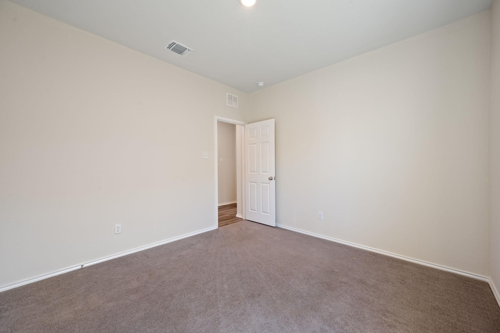 184 Gunther Way - Photo 17