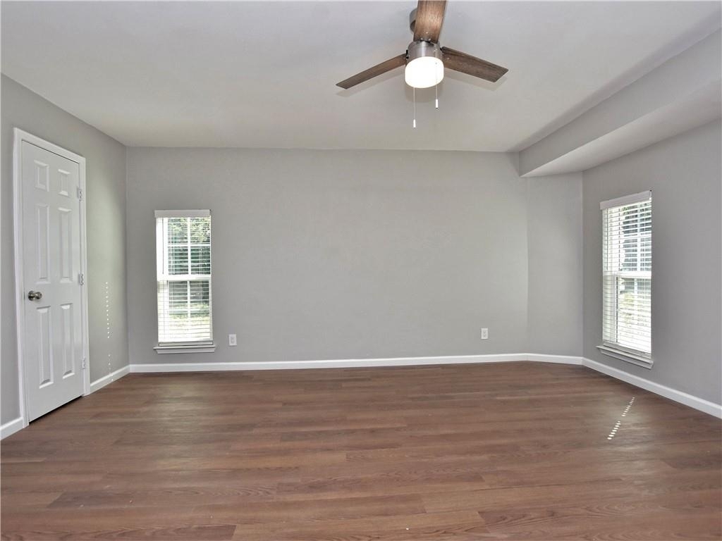 5205 Thunderbird St - Photo 10