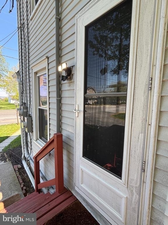 976 W Main Street - Photo 1