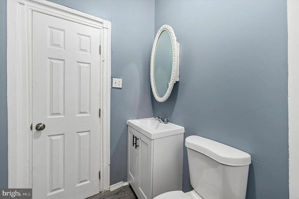 1110 Morton Avenue - Photo 6