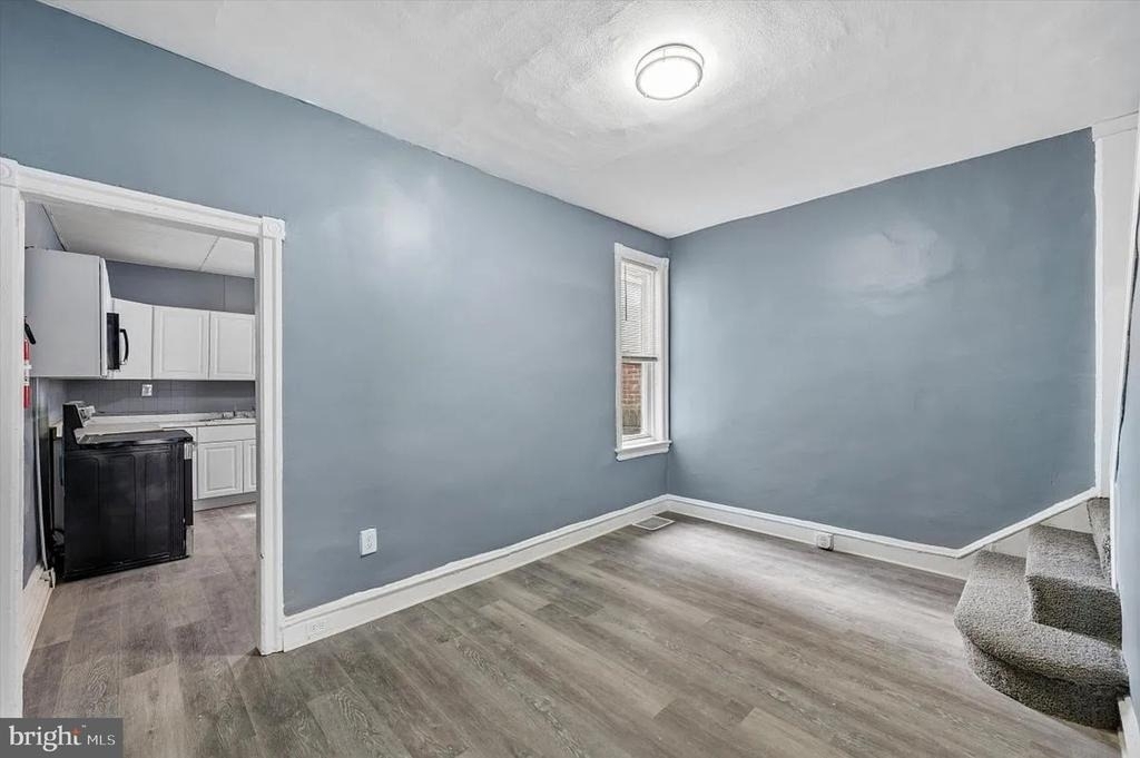 1110 Morton Avenue - Photo 1