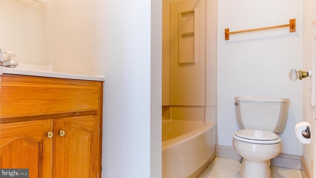 126 W Market Street - Photo 1