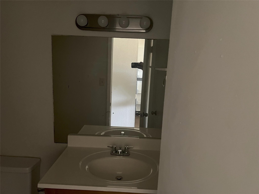 1820 Wooten Park Dr - Photo 8
