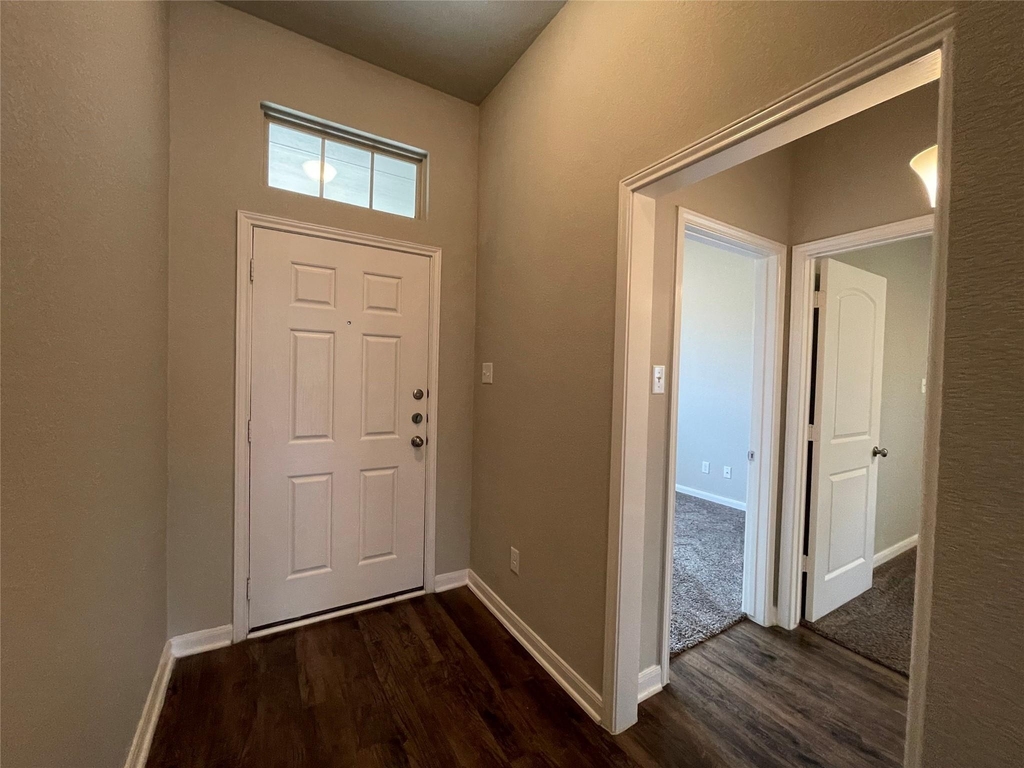 8113 Northgate Loop - Photo 13