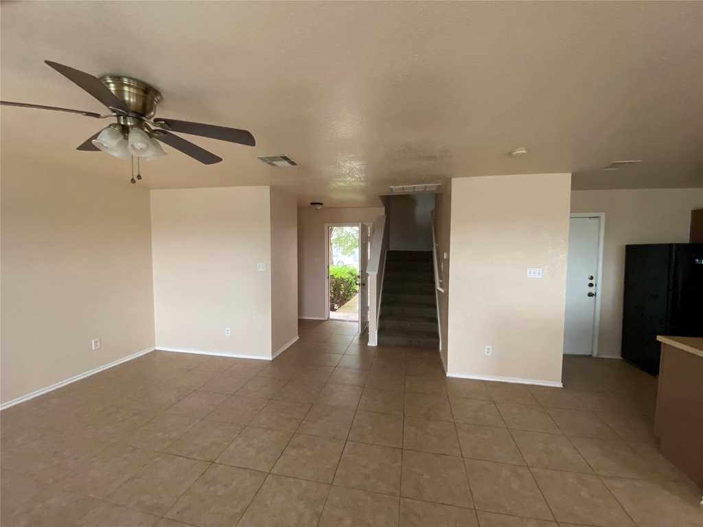 12840 Saint Mary Dr - Photo 4