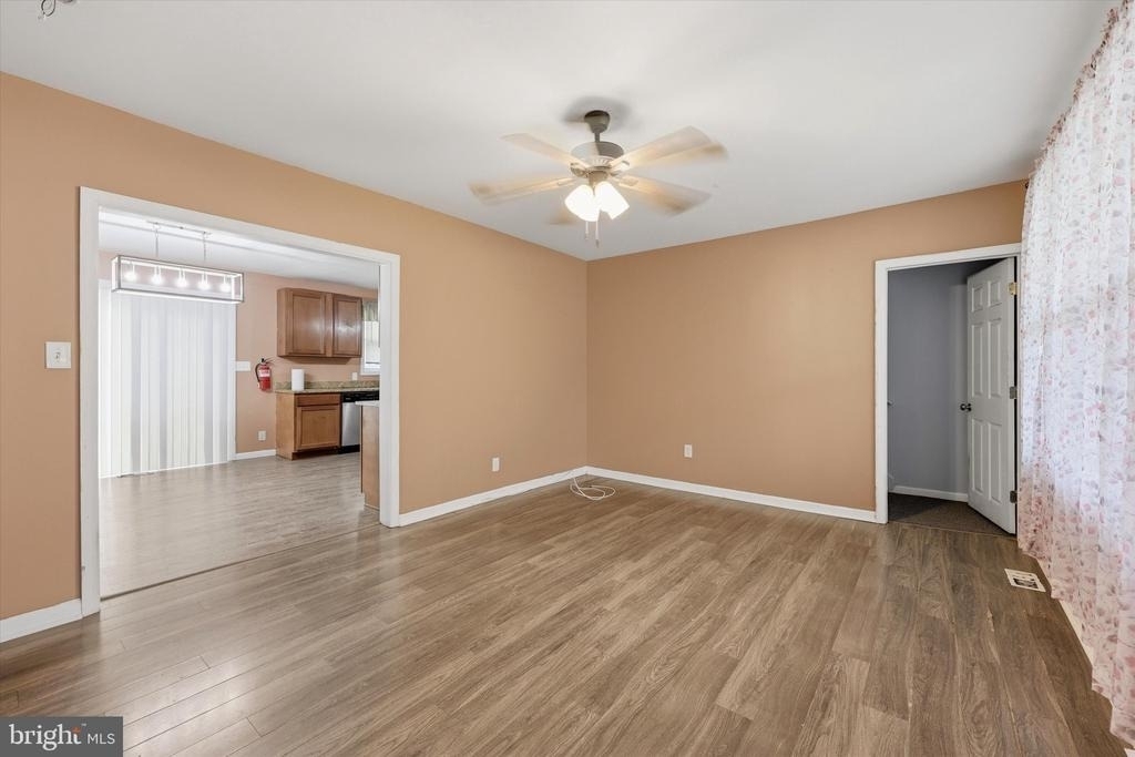 334 N Oakland Avenue - Photo 3